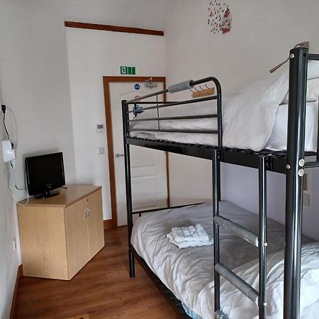 Voyage Hostel - Rooms With Shared Kitchen Douglas Bagian luar foto